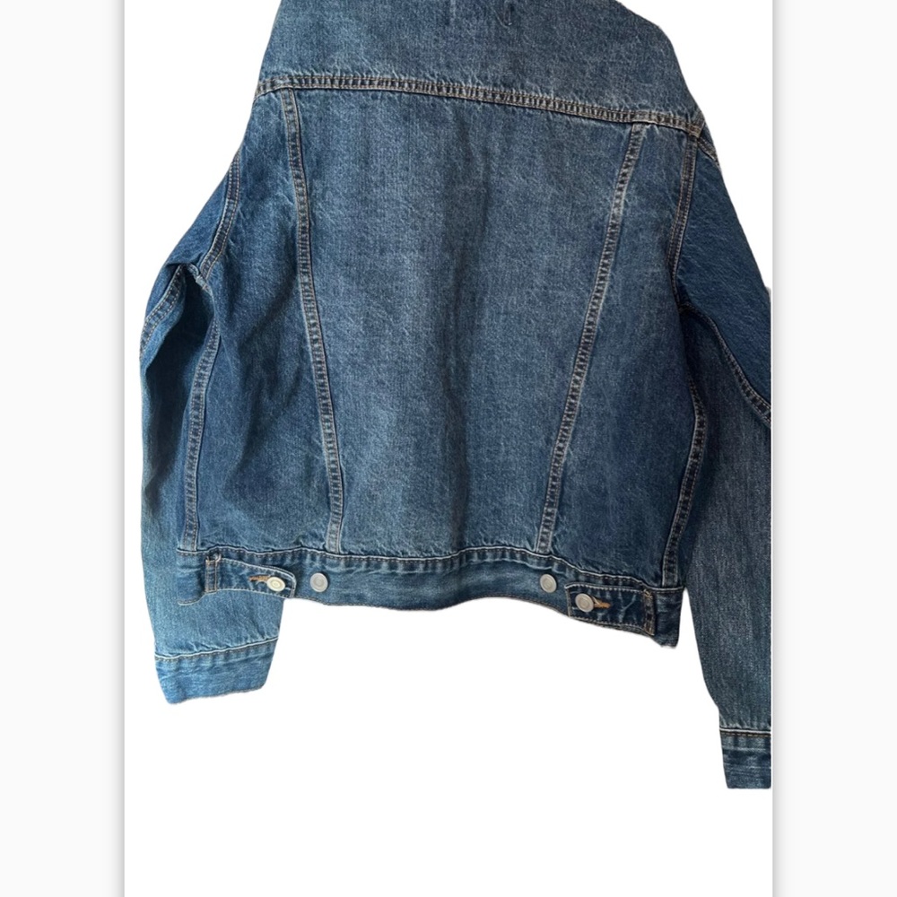 New jean jacket from pink !
